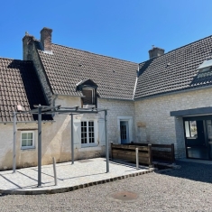 20 minutes de Bourges, belle longère rénovée