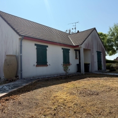 LA CHAPELLE SAINT URSIN Pavillon sur sous/sol
