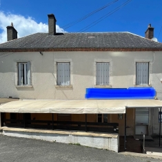 Maison ou Immeuble PARASSY