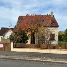 Beau pavillon 4 chambres, jardin, dépendances