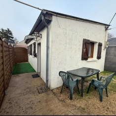 BOURGES petite maison meublée TYPE2