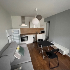 Bourges BARBES duplex meublé