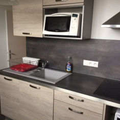 BOURGES Proche Hôpital appartement type 3 meublé avec balcon