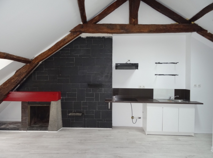 LOCATION APPARTEMENT meublé TYPE 2