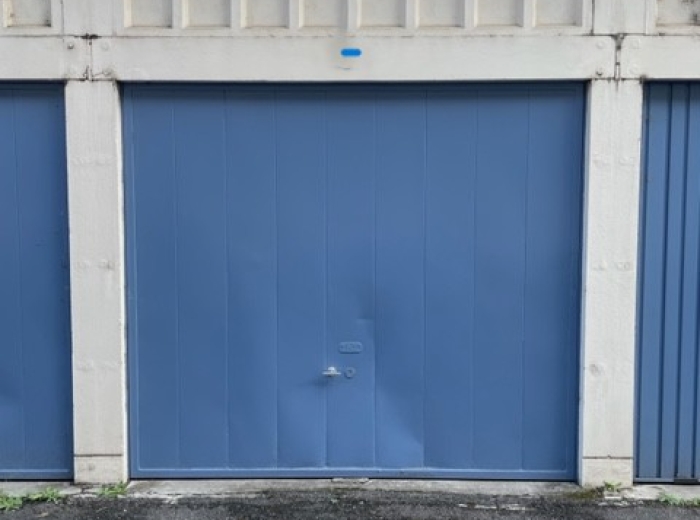 Pont d’Auron garage fermé