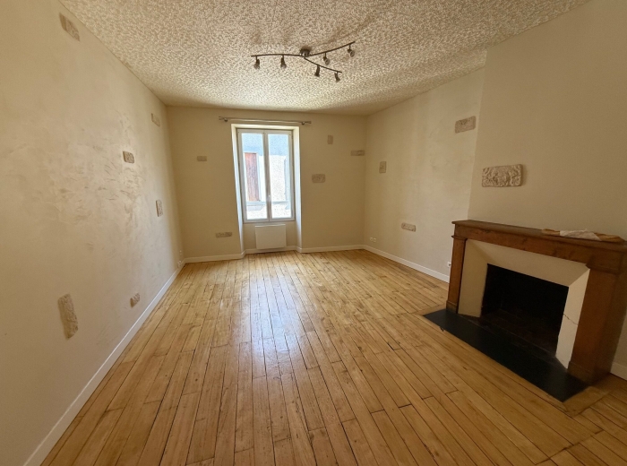 BOURGES appartement T2