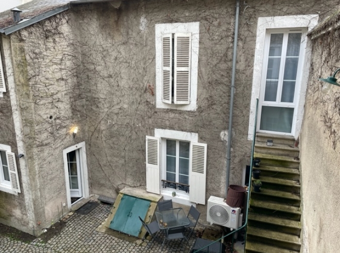 Bourges maison de ville hyper centre