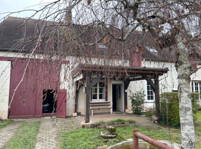 Longère 3 chambres , grange, garage, grenier…