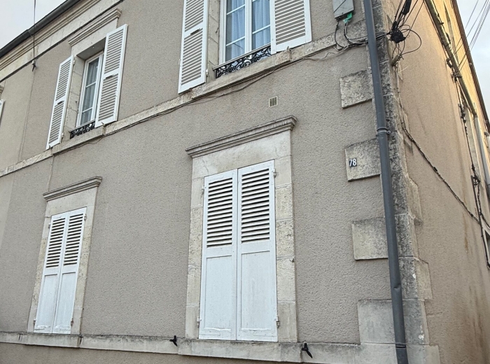 BOURGES  Marronniers, immeuble de rapport