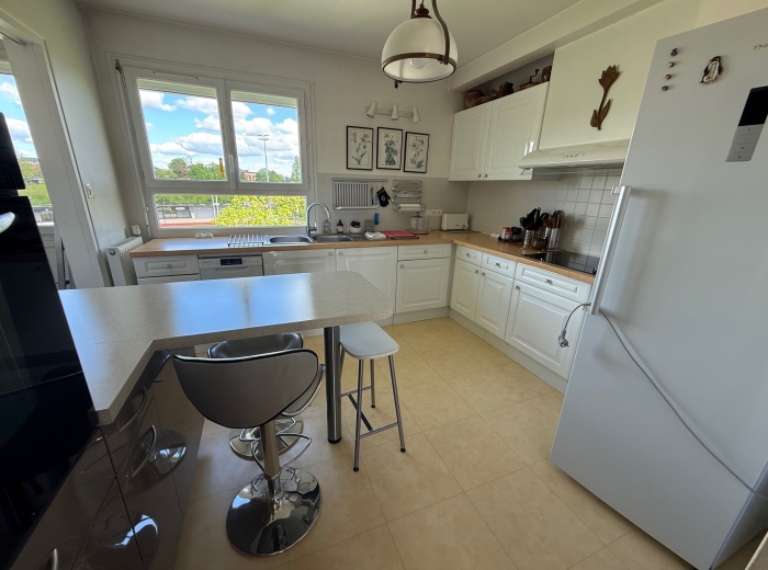 BOURGES SERAUCOURT Appartement Type 4